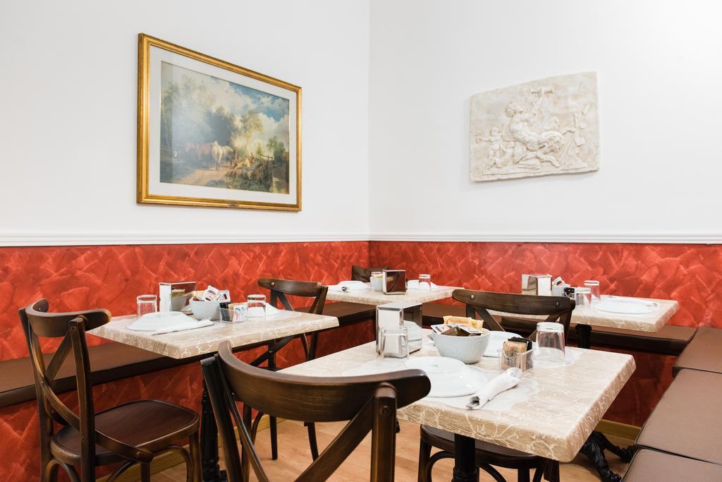 Bed and Breakfast Domus Capilupi Рим Экстерьер фото