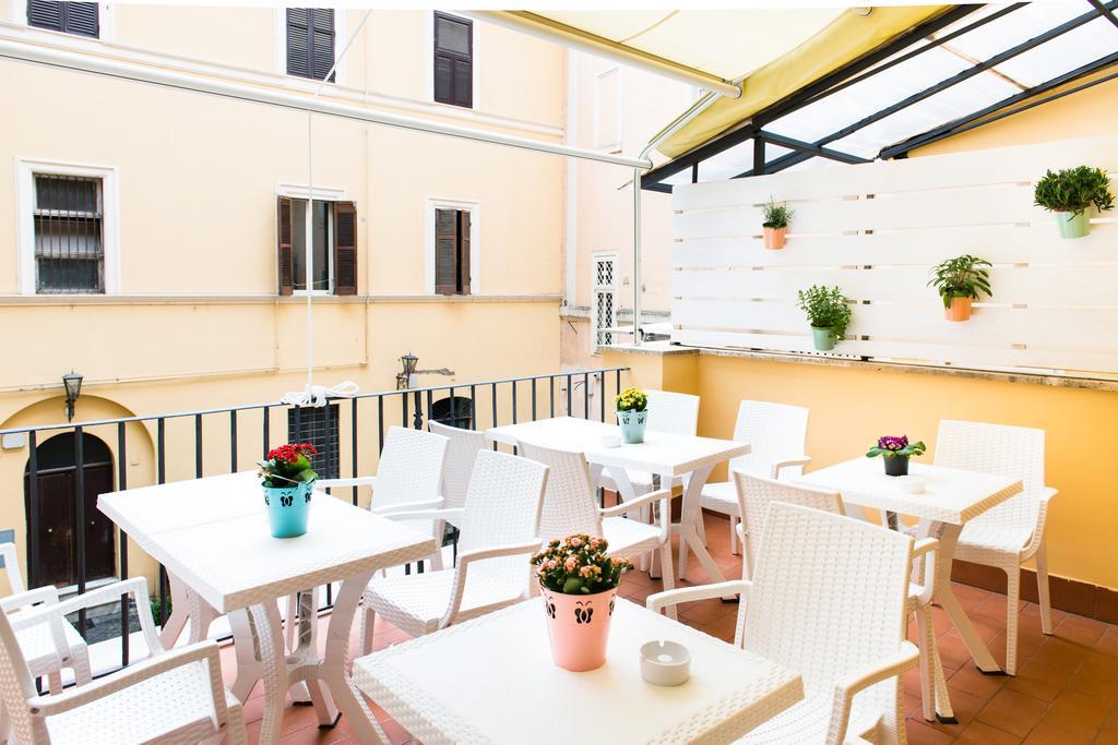 Bed and Breakfast Domus Capilupi Рим Экстерьер фото