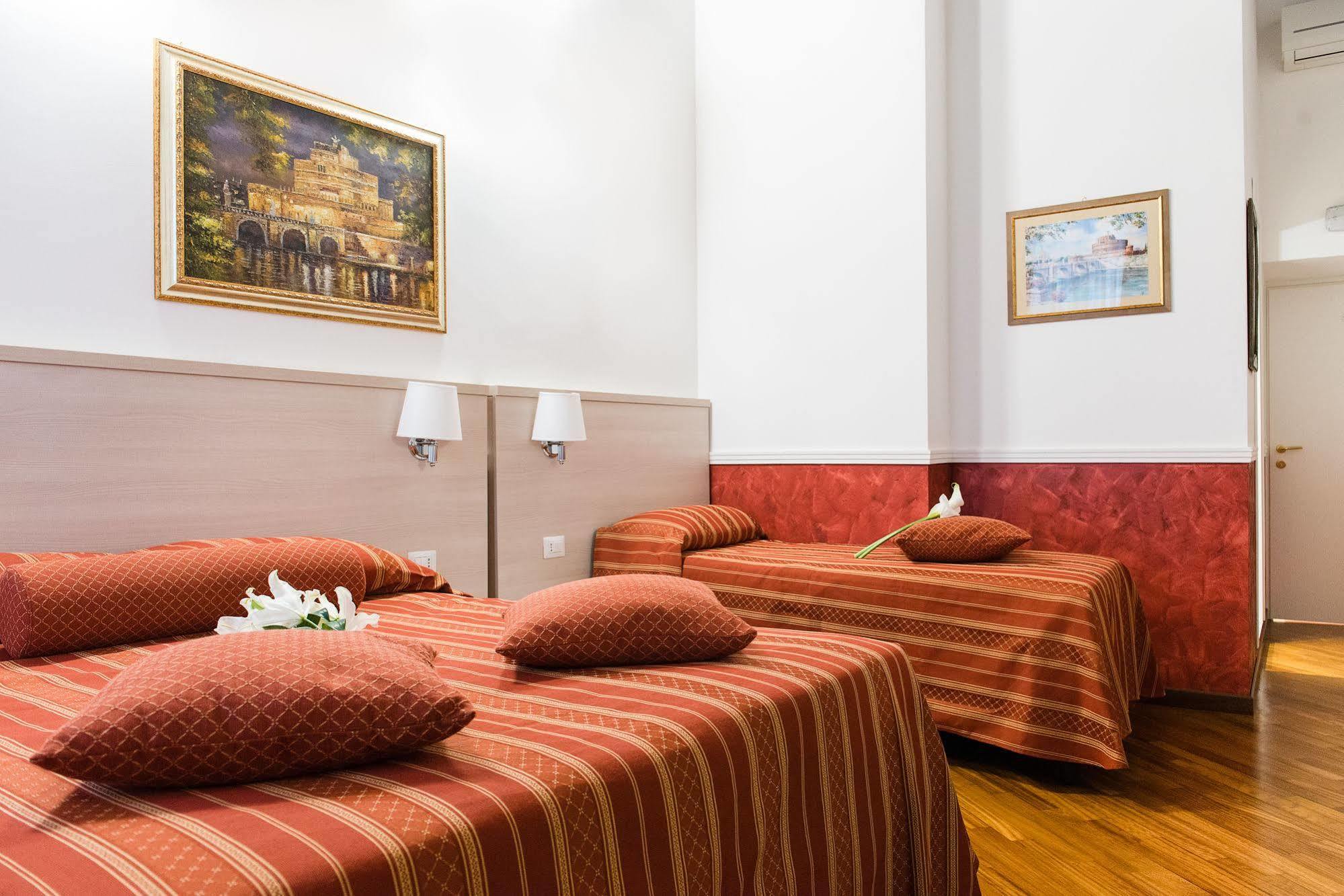 Bed and Breakfast Domus Capilupi Рим Экстерьер фото